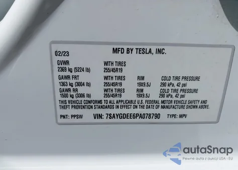2023 Tesla Model Y Awd/Long Range Dual Motor All-Wheel Drive z USA, uszkodzony, nr VIN 7SAYGDEE6PA078790